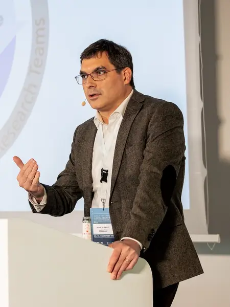 IA Grand Est ENACT: spotlight on Nicolas Padoy’s AI chair, at the forefront of surgical innovation