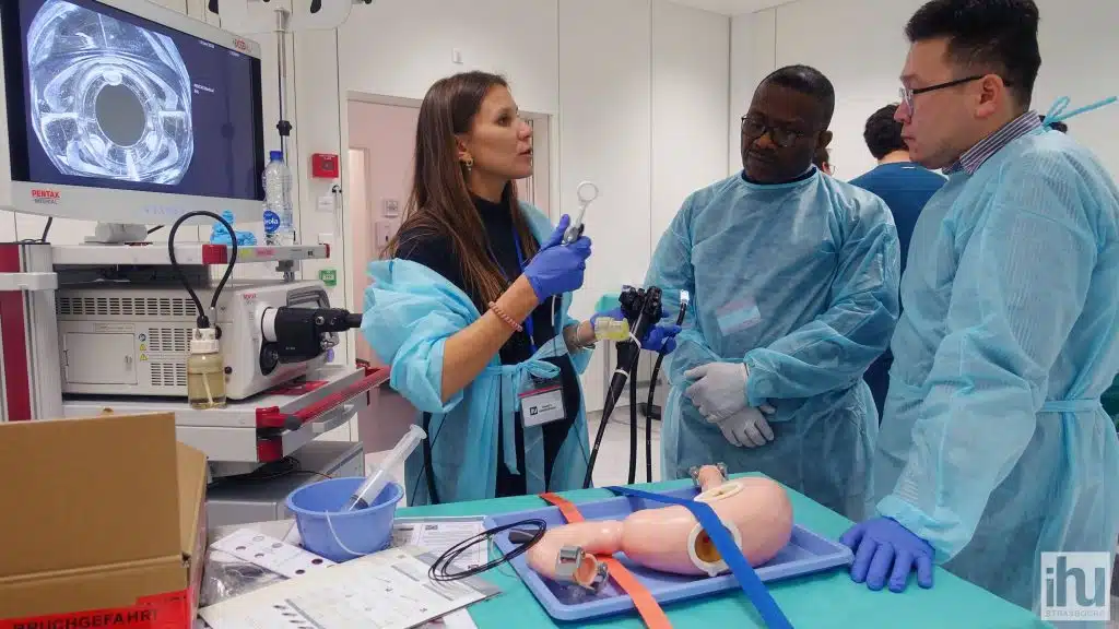 Hands-on session for the Master's 2 in Surgical Science & Innovation Technology – bariatric endoscopy option at the IHU Strasbourg Participants in the Master's 2 program with a specialization in bariatric endoscopy during a hands-on session on the experimental platform at the Strasbourg University Hospital Institute (IHU).