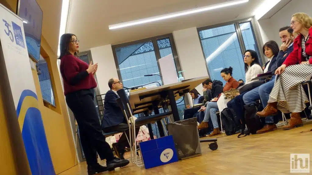 Lilla Mérabet et le Dr Ali Hamiche, animateurs de la matinée Lilla Mérabet, déléguée générale de la Fondation Force, et le Dr Ali Hamiche, directeur de recherche à l’IGBMC, animateurs de la matinée